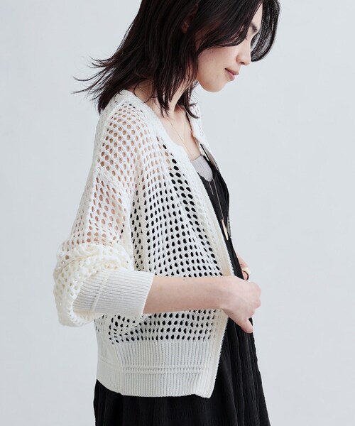 GALLEST（ギャレスト）の「透かし編みニットカーディガン（カーディガン/ボレロ・レディース・ホワイト/ブラック/ナチュラル・38）」の6枚目の写真