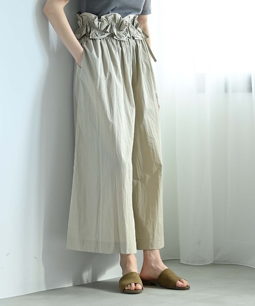 RAW FUDGE（ローファッジ）の「ベルト付きナイロンワイドパンツ（その他パンツ・レディース・ブラック/ネイビー/ベージュ・M）」の3枚目の写真