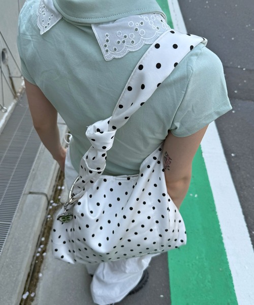 Chiina（チーナ）の「Chiina / ドットショルダーバッグ（ショルダーバッグ・レディース・ホワイト/ブラック・FREE）」の16枚目の写真