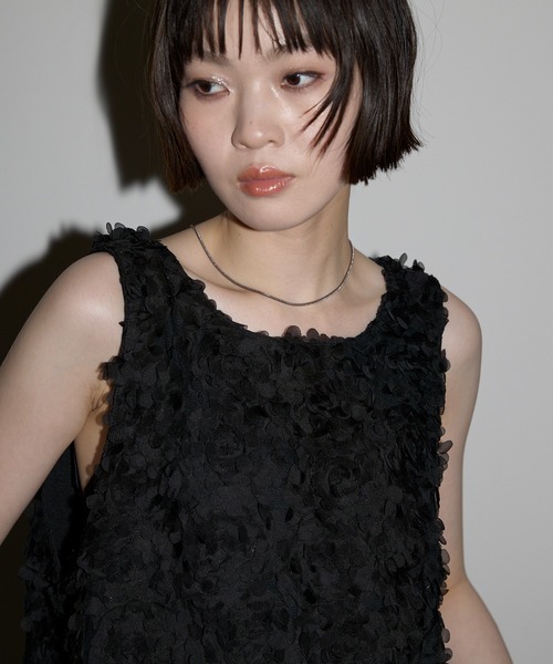 leimn(レイムン)の「【フラワーモチーフベスト】(ベスト・レディース・ホワイト/ブラック・FREE)」の19枚目の写真