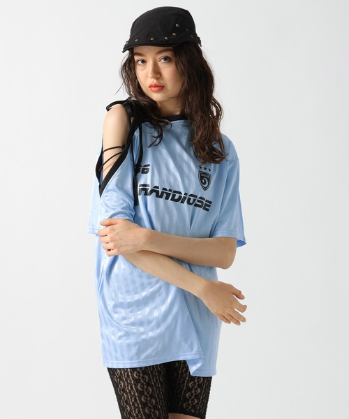 FOREVER 21（フォーエバー トゥエンティーワン）の「【2025SS】ワンショルゲームシャツワンピース（ワンピース・レディース・オフホワイト/ブルー/ネイビー/レッド・FREE）」の5枚目の写真