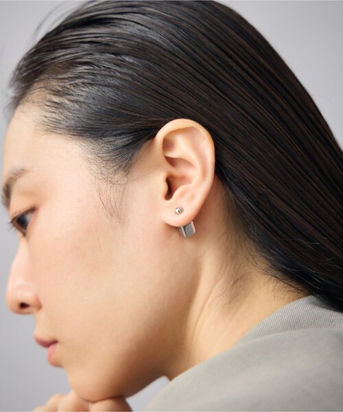Jouete（ジュエッテ）の「[イヤーオーナメント] キャッチ キューブ（ピアス（片耳用）・レディース・プラチナム・FREE）」の4枚目の写真