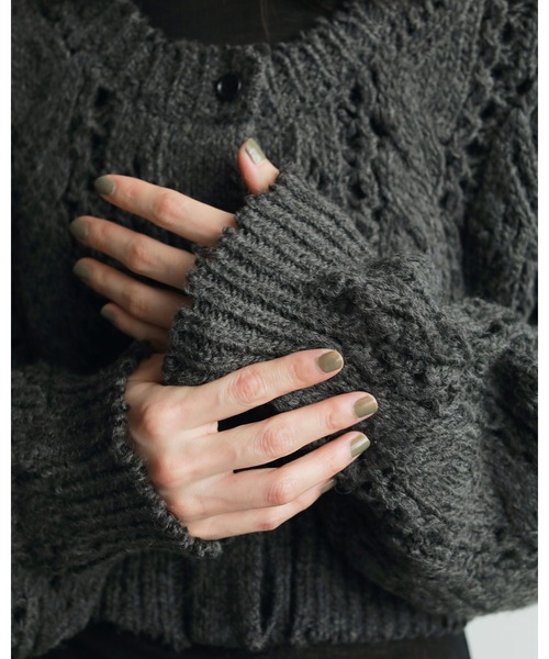 anuke（アンヌーク）の「Cable Knit Cardigan（ニット/セーター