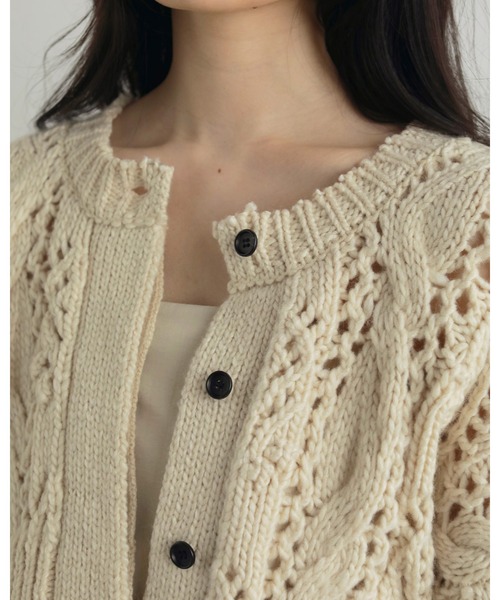 anuke（アンヌーク）の「Cable Knit Cardigan（ニット/セーター
