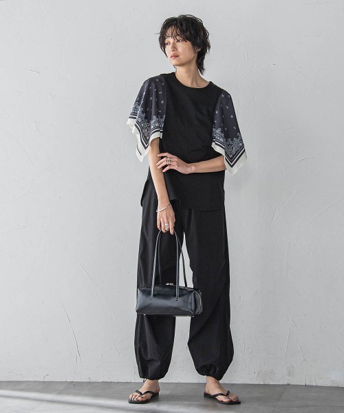 MAYSON GREY（メイソングレイ）の「撥水サイドラインパラシュートパンツ≪手洗い可能≫（その他パンツ・レディース・ブラック/ホワイト/ボルドー/ベージュ・M/L）」の17枚目の写真