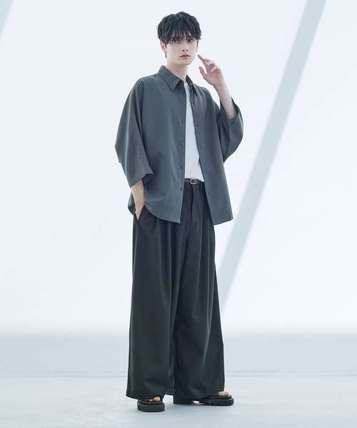 ASTRONOMY（アストロノミー）の「リッチドレープスムースビッグシルエットドルマンシャツ TPU/総柄ジャガード/ライトデニム（シャツ/ブラウス・メンズ・ホワイト系/ブラック/ブルーグレー/ブラック系2/グレー系/ブルー系2/ワイン系/ホワイト/ブラック系/チャコール/ブルー系・S/M/L/XL）」の14枚目の写真