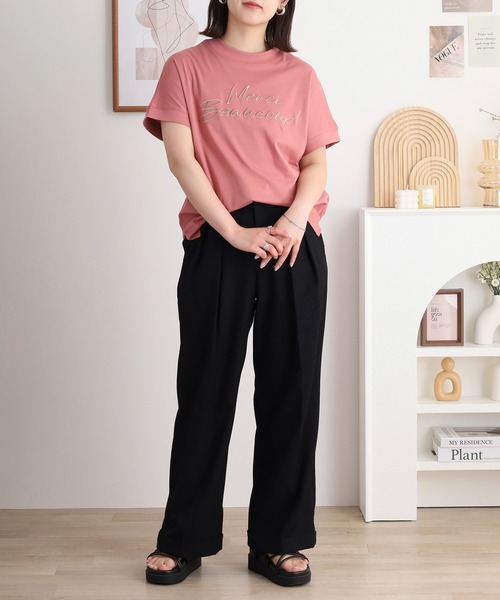 EGLANTINE(エグランティーヌ)の「EGLANTINE ロゴ半袖Tシャツ【日本製】(Tシャツ/カットソー・レディース・チャコールグレー/ダークグリーン/グレイッシュベージュ/ローズ/ライトグリーン・40)」の7枚目の写真