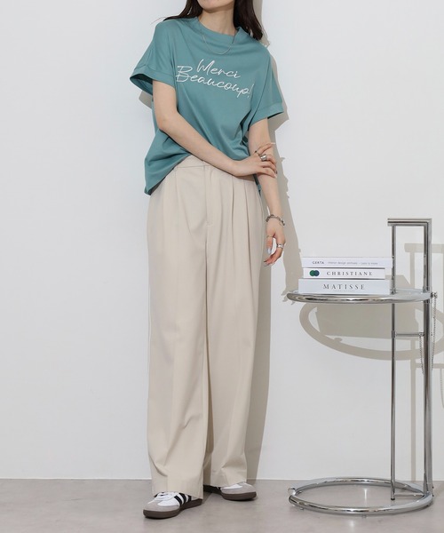 EGLANTINE(エグランティーヌ)の「EGLANTINE ロゴ半袖Tシャツ【日本製】(Tシャツ/カットソー・レディース・チャコールグレー/ダークグリーン/グレイッシュベージュ/ローズ/ライトグリーン・40)」の11枚目の写真