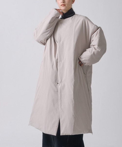 miffew（ミフュー）の「「miffew/ ミフュー」COLLARLESS DOWN COAT（ダウンジャケット/コート・レディース・ブラウン/グレイッシュベージュ/ブラック・2/1）」の3枚目の写真