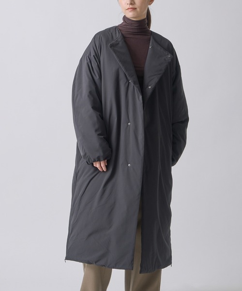 miffew（ミフュー）の「「miffew/ ミフュー」COLLARLESS DOWN COAT（ダウンジャケット/コート・レディース・ブラウン/グレイッシュベージュ/ブラック・2/1）」の10枚目の写真