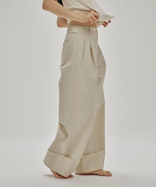 TODAYFUL(トゥデイフル)の「TODAYFUL Cotton Wide Pants 12510712(その他パンツ・レディース・ブラック/オフホワイト・38/36)」の2枚目の写真