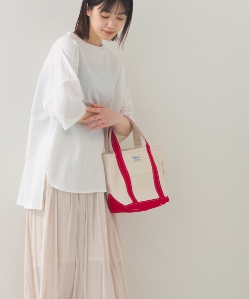 OMNES(オムネス)の「接触冷感オーバーサイズ半袖プルオーバーTシャツ(Tシャツ/カットソー・レディース・ブラック/オフホワイト/グレー/ダークグリーン/ネイビー/イエロー/ブルー系その他/ブラウン・FREE)」の11枚目の写真