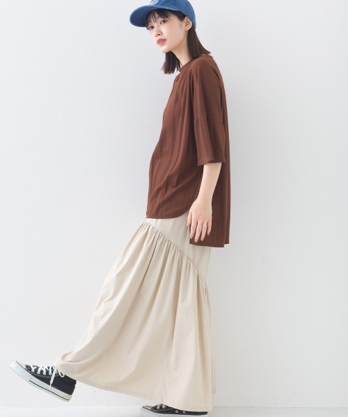 OMNES(オムネス)の「接触冷感オーバーサイズ半袖プルオーバーTシャツ(Tシャツ/カットソー・レディース・ブラック/オフホワイト/グレー/ダークグリーン/ネイビー/イエロー/ブルー系その他/ブラウン・FREE)」の14枚目の写真