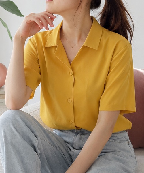 Dewlily(デューリリー)の「首元もスッキリなカジュアルシャツ!カラバリ豊富◎ オープンカラー半袖シャツ(シャツ/ブラウス・レディース・ブラウン/グリーン/ベージュ/イエロー/ブラック/ブルー/カーキ・FREE)」の7枚目の写真