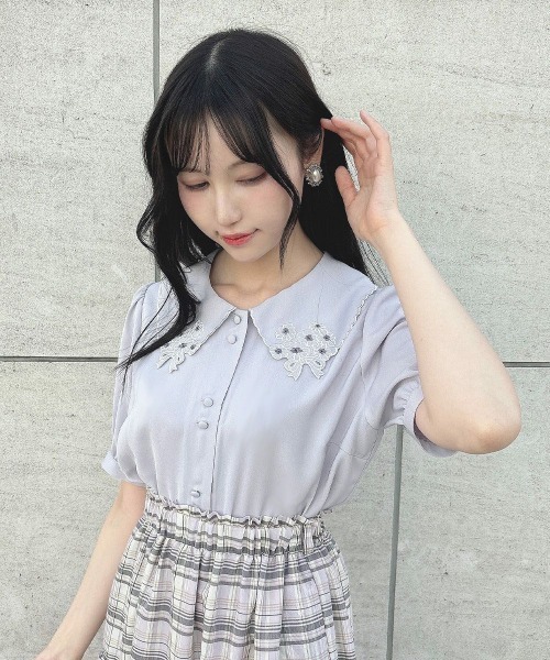 mini perhonen 刺繍入り半袖ブラウス 2023SS/未使用/定価4.4万】ミナペルホネン mina perhonen piha
