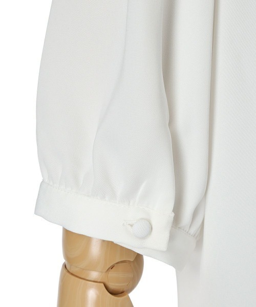 F i.n.t（フィント）の「ミニブーケ刺繍カットワーク半袖ブラウス　夏服（シャツ/ブラウス・レディース・ラベンダー/オフホワイト・FREE）」の7枚目の写真