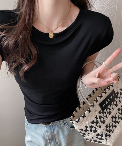 ReRe(リリ)の「ラウンドネックカットソー(Tシャツ/カットソー・レディース・ブラック/ホワイト/ワインレッド/ベージュ/モカ・MEDIUM)」の1枚目の写真
