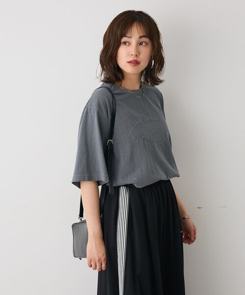 CRAFT STANDARD BOUTIQUE(クラフトスタンダードブティック)の「ピグメント刺繍TEE2【ユニセックス】(Tシャツ/カットソー・レディース・ベージュ/グレー/チャコールグレー・M/L)」の17枚目の写真