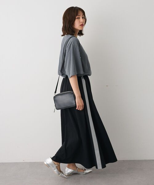 CRAFT STANDARD BOUTIQUE(クラフトスタンダードブティック)の「ピグメント刺繍TEE2【ユニセックス】(Tシャツ/カットソー・レディース・ベージュ/グレー/チャコールグレー・M/L)」の14枚目の写真