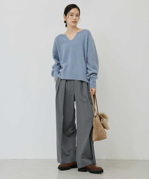 GALLARDAGALANTE（ガリャルダガランテ）の「【デコルテ美人ニット】ファーウールキーネックニット（ニット/セーター・レディース・ピンク/ブラック/ブルー/ホワイト/グレー/パープル・FREE）」の4枚目の写真