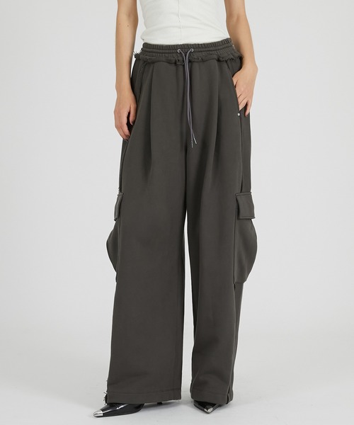 PRANK PROJECT(プランクプロジェクト)の「スウェットカーゴパンツ / Sweat Cargo Pants(カーゴパンツ・レディース・ホワイト/ブラウン/ダークブラック・36/38)」の3枚目の写真