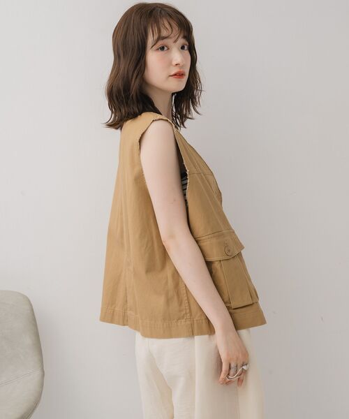 RETRO GIRL（レトロガール）の「ツイルベスト（ベスト・レディース・ベージュ/ダークブラウン/ダークグリーン・FREE）」の22枚目の写真