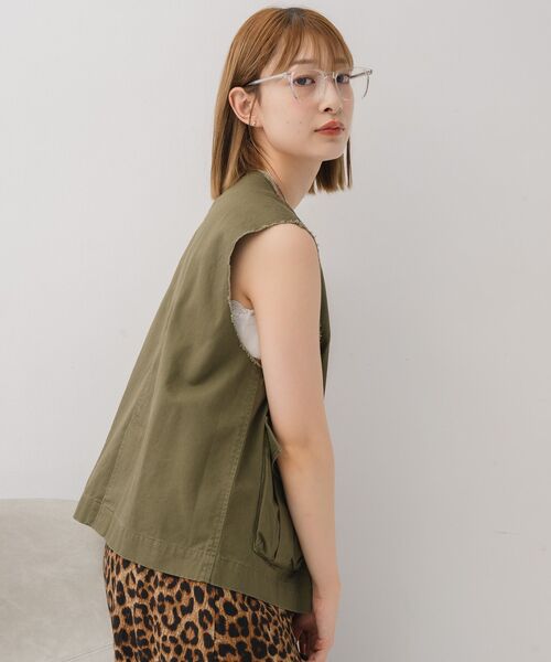 RETRO GIRL（レトロガール）の「ツイルベスト（ベスト・レディース・ベージュ/ダークブラウン/ダークグリーン・FREE）」の4枚目の写真