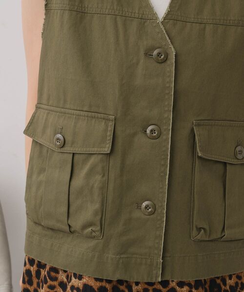 RETRO GIRL（レトロガール）の「ツイルベスト（ベスト・レディース・ベージュ/ダークブラウン/ダークグリーン・FREE）」の8枚目の写真