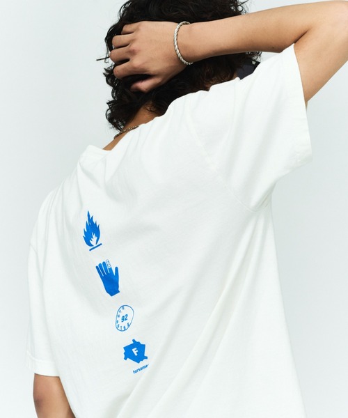 FORSOMEONE(フォーサムワン)の「FORSOMEONE REBEL STYLES TEE(Tシャツ/カットソー・メンズ・ナチュラル/チャコールグレー・50/48/46)」の16枚目の写真