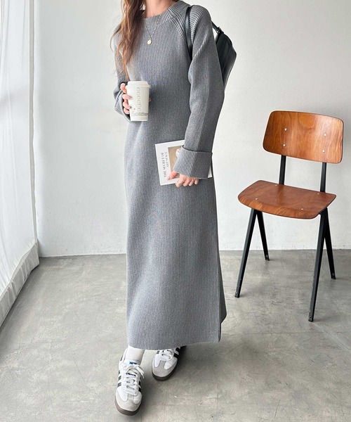 セール】【S-LLサイズ】裾ゴールドジップ使いスリットニットワンピース