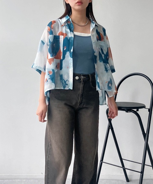 AS KNOW AS plus(アズノゥアズプラス)の「●ダブルポケット付き スリット入り シアー半袖シャツ(シャツ/ブラウス・レディース・ホワイト系/ブルー系/その他/ブラック系/ブラック系その他/ホワイト系その他・FREE)」の10枚目の写真