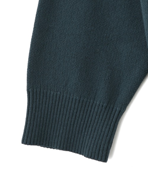 X-girl（エックスガール）の「STUDDED LOGO KNIT TOP（ニット/セーター・レディース・ブラウン/ネイビー/ブラック・ONE SIZE）」の11枚目の写真