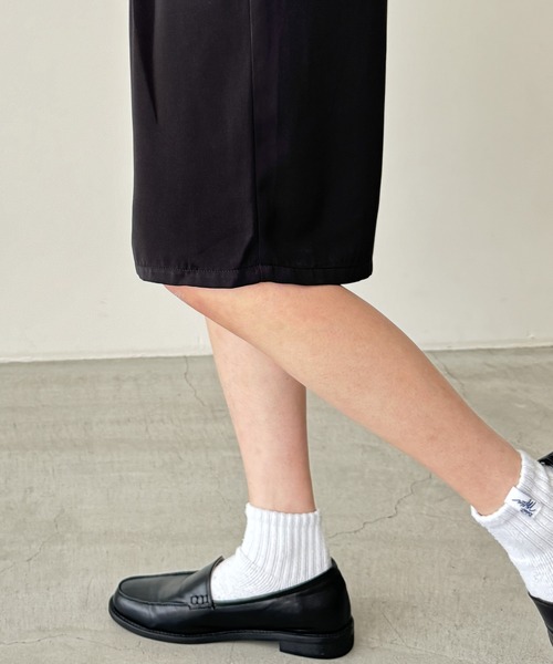 CANAL JEAN（キャナルジーン）の「ツータックサテンビッグショーツ（その他パンツ・レディース・ブラック・マルチサイズ）」の15枚目の写真