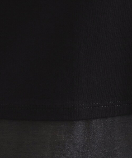 OPAQUE.CLIP(オペークドットクリップ)の「裾シアードッキングボクシーTシャツ【洗濯機洗い可】(Tシャツ/カットソー・レディース・ブラック/ホワイト・38/40)」の6枚目の写真