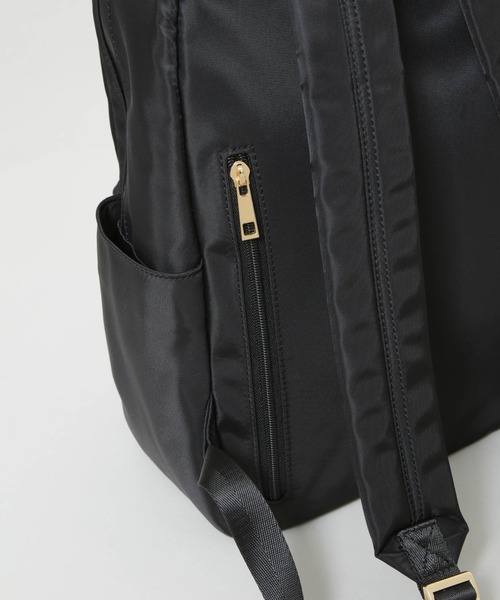 NANO universe（ナノユニバース）の「撥水マルチポケットリュック（バックパック/リュック・レディース・グレー/ブラック・FREE）」の10枚目の写真