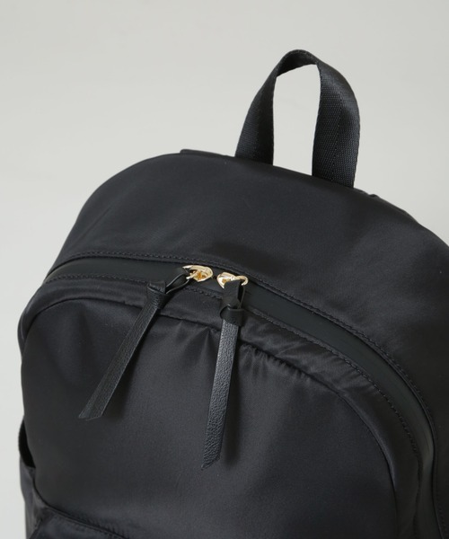 NANO universe（ナノユニバース）の「撥水マルチポケットリュック（バックパック/リュック・レディース・グレー/ブラック・FREE）」の13枚目の写真