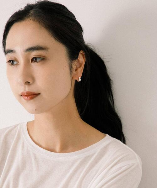 URBAN RESEARCH（アーバンリサーチ）の「decor『デコール』　Plump Drop Pierce M SV（ピアス（両耳用）・レディース・シルバー・-）」の6枚目の写真