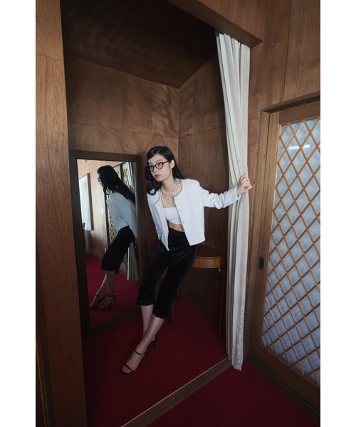 FEKETE(フェケテ)の「velour frill capri pants / ベロアフリルカプリパンツ(その他パンツ・レディース・ブラック・LARGE/MEDIUM/SMALL)」の14枚目の写真