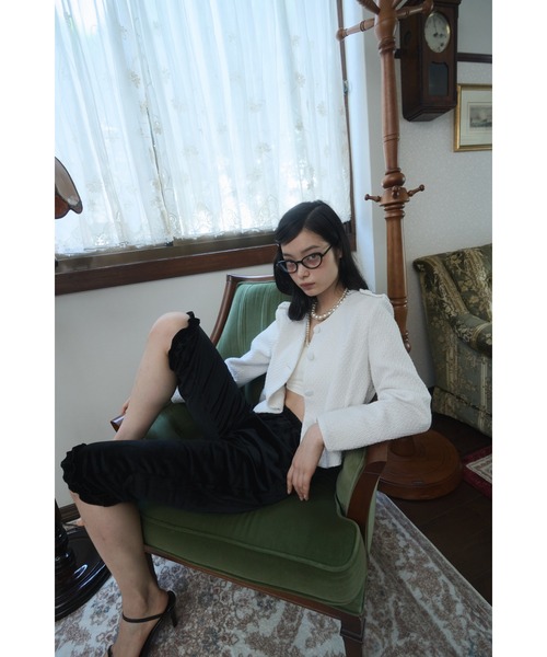 FEKETE(フェケテ)の「velour frill capri pants / ベロアフリルカプリパンツ(その他パンツ・レディース・ブラック・LARGE/MEDIUM/SMALL)」の16枚目の写真