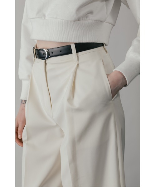 CINOH（チノ）の「DOUBLE CLOTH WIDE PANTS（その他パンツ・レディース・アイボリー・36）」の9枚目の写真