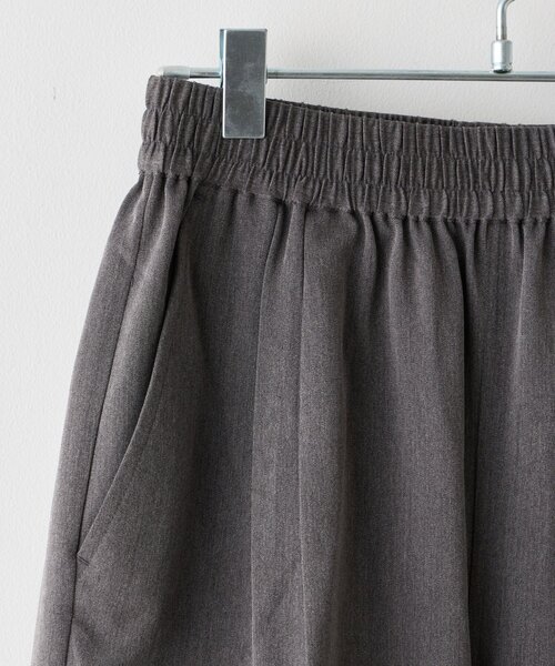 WHIMSIC（ウィムジック）の「【UNISEX/2サイズ展開/SETUP対応】ルーズフィットイージースラックス（その他パンツ・メンズ・チャコールグレー/ブラウン/ネイビー/ベージュ/ブラウン系その他/グレー系その他・2/1）」の16枚目の写真