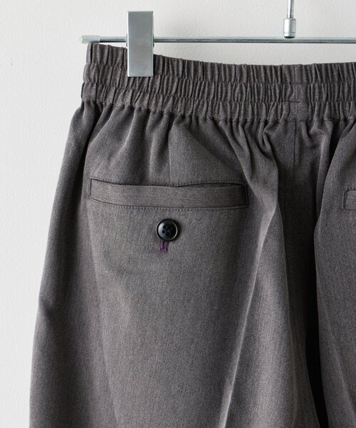 WHIMSIC（ウィムジック）の「【UNISEX/2サイズ展開/SETUP対応】ルーズフィットイージースラックス（その他パンツ・メンズ・チャコールグレー/ブラウン/ネイビー/ベージュ/ブラウン系その他/グレー系その他・2/1）」の20枚目の写真