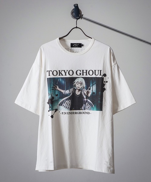 Revo.（レボ）の「『東京喰種 トーキョーグール』×『P.N UNDERGROUND ピー エヌ アンダーグラウンド』コラボ / 鈴屋什造（すずや じゅうぞう） グラフィックプリント ダメージ加工 Tシャツ（Tシャツ/カットソー・メンズ・グレー系/ホワイト/ブラック・M/L/44/46）」の2枚目の写真