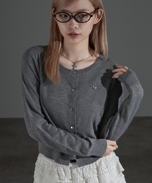 apres jour mignon(アプレジュールミニョン)の「メタルプレートクロップドカーディガン【ZOZOTOWN限定アイテム】(カーディガン/ボレロ・レディース・ブラック/グレー/ブラック系その他/杢グレー・X-LARGE/フリー)」の3枚目の写真