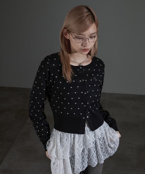 apres jour mignon(アプレジュールミニョン)の「メタルプレートクロップドカーディガン【ZOZOTOWN限定アイテム】(カーディガン/ボレロ・レディース・ブラック/グレー/ブラック系その他/杢グレー・X-LARGE/フリー)」の7枚目の写真