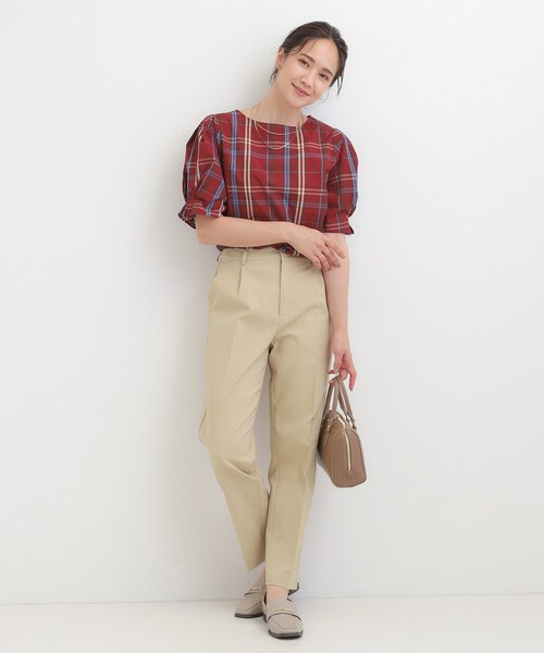 SHOO・LA・RUE(シューラルー)の「【洗濯機可/S-3L/美脚シルエット】通勤・セレモニーにも きちんと見えする ソフトスティックパンツ(その他パンツ・レディース・ブラック/ベージュ/ブルー/グレー・01/02/03/04/05)」の15枚目の写真