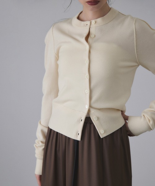 ADAM ET ROPE'（アダムエロペ）の「梳毛クルーネックカーディガンストールセット（カーディガン/ボレロ・レディース・ブラウン/グレー/イエロー/キナリ・FREE）」の13枚目の写真