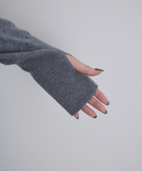 ADAM ET ROPE'（アダムエロペ）の「梳毛クルーネックカーディガンストールセット（カーディガン/ボレロ・レディース・ブラウン/グレー/イエロー/キナリ・FREE）」の16枚目の写真