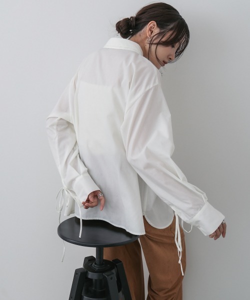 Bab（バブ）の「ダブルカラー袖リボンシャツ（シャツ/ブラウス・レディース・オフホワイト/ブルー/ブラウン・M）」の10枚目の写真