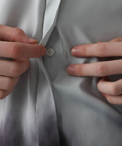 HARE(ハレ)の「グラデーションプリントシャツ(HARE)(シャツ/ブラウス・メンズ・ブラック・FREE)」の14枚目の写真